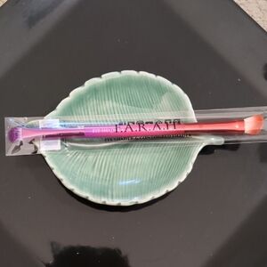 Eye Shade & Contoured Shader